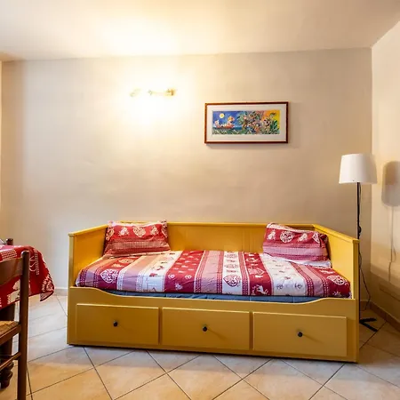 - The Three Mountain - Grand Maison
